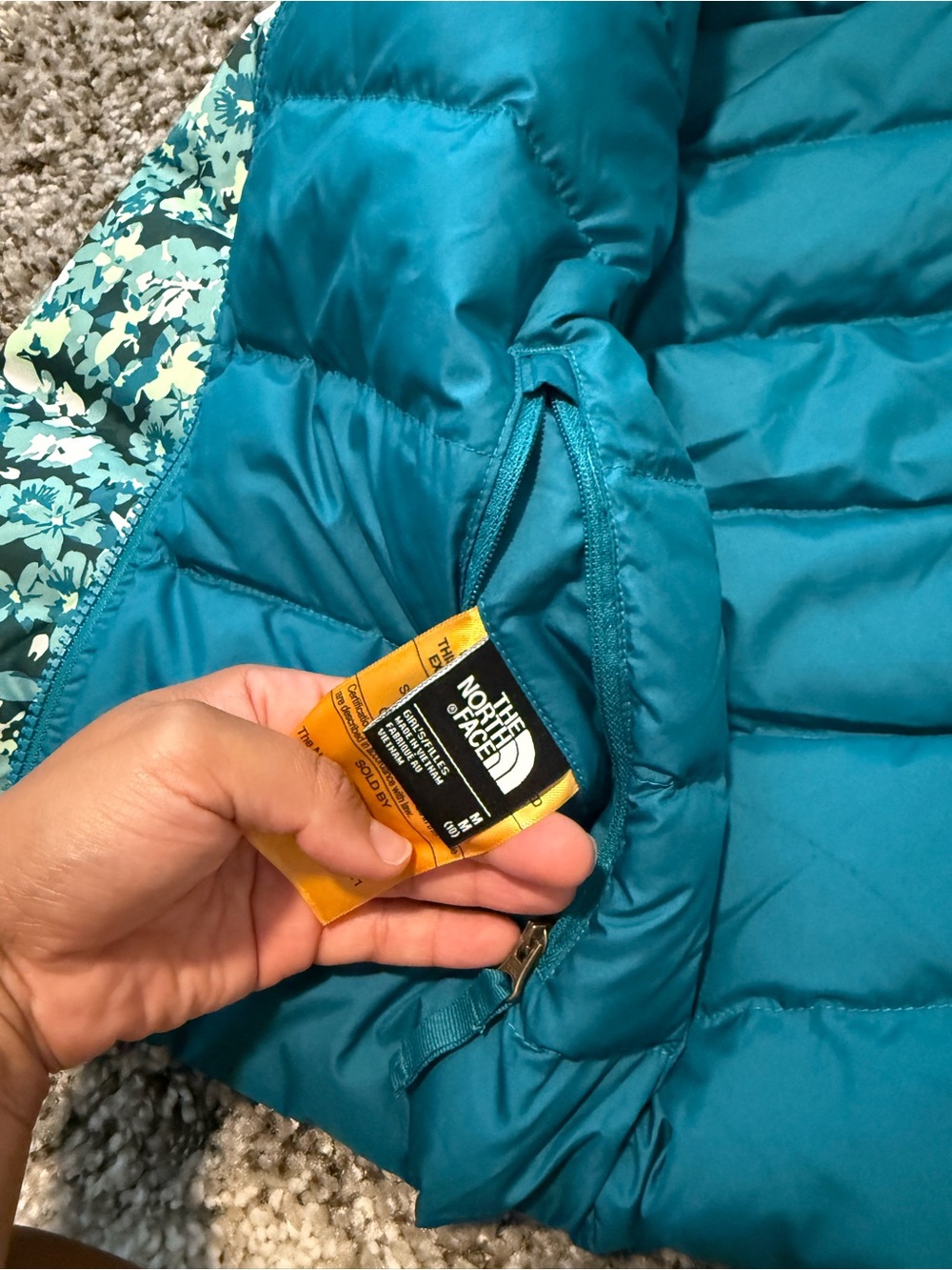 The North Face Teal Hooded Girls Kids Puffer Jacket - Picture 5 of 5